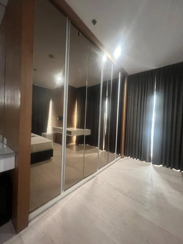 Property photos for Noble Remix