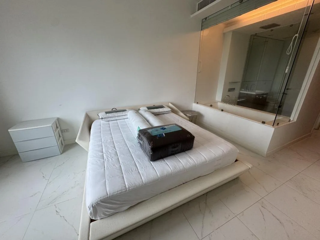 Property photos for 185 Rajadamri