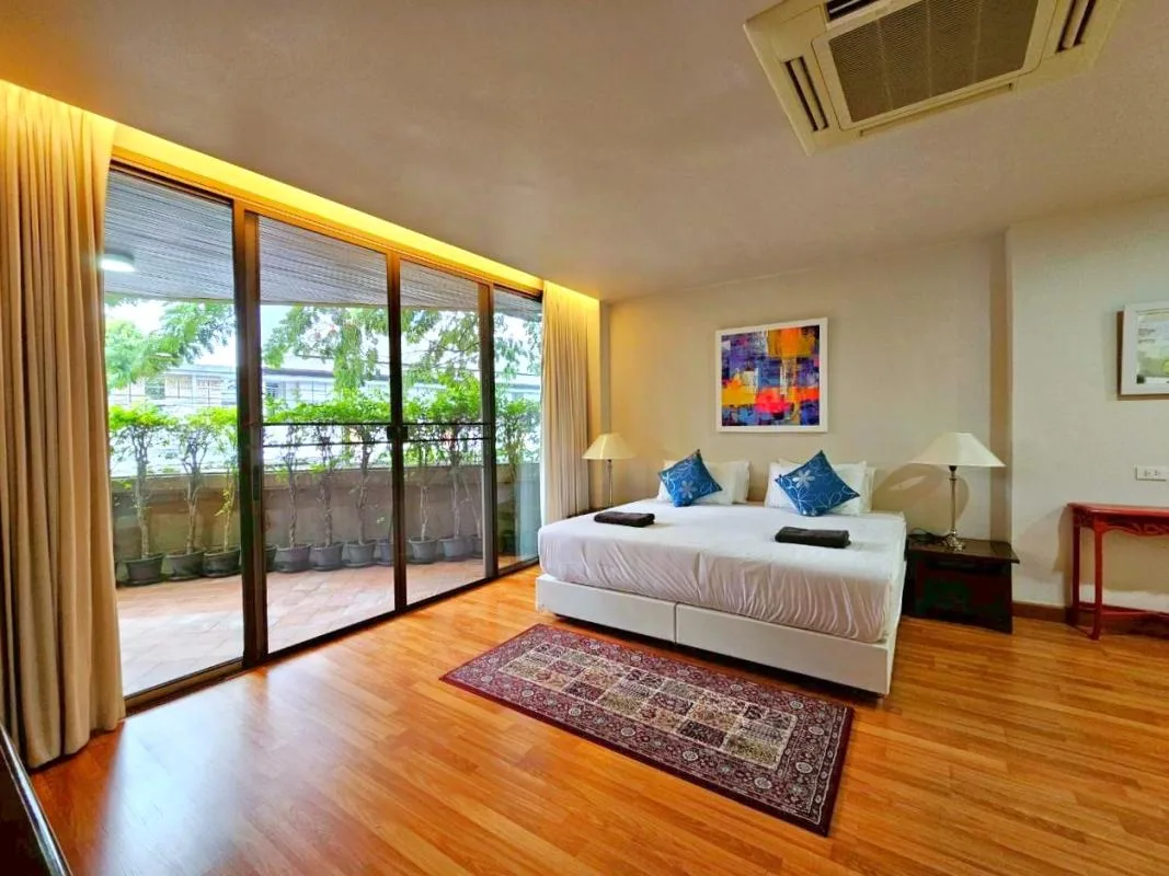 Property photos for Serpentine Residences
