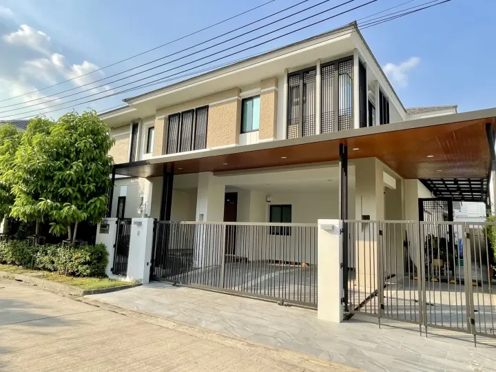 Property photos for Prinn Sathorn-Ratchaphruek