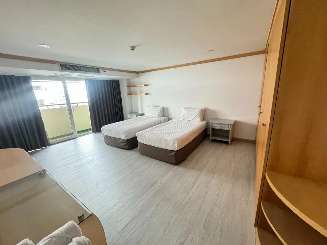 Property photos for Chaidee Mansion