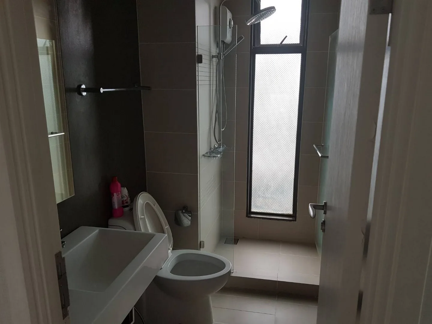 Property photos for Sense Phaholyothin