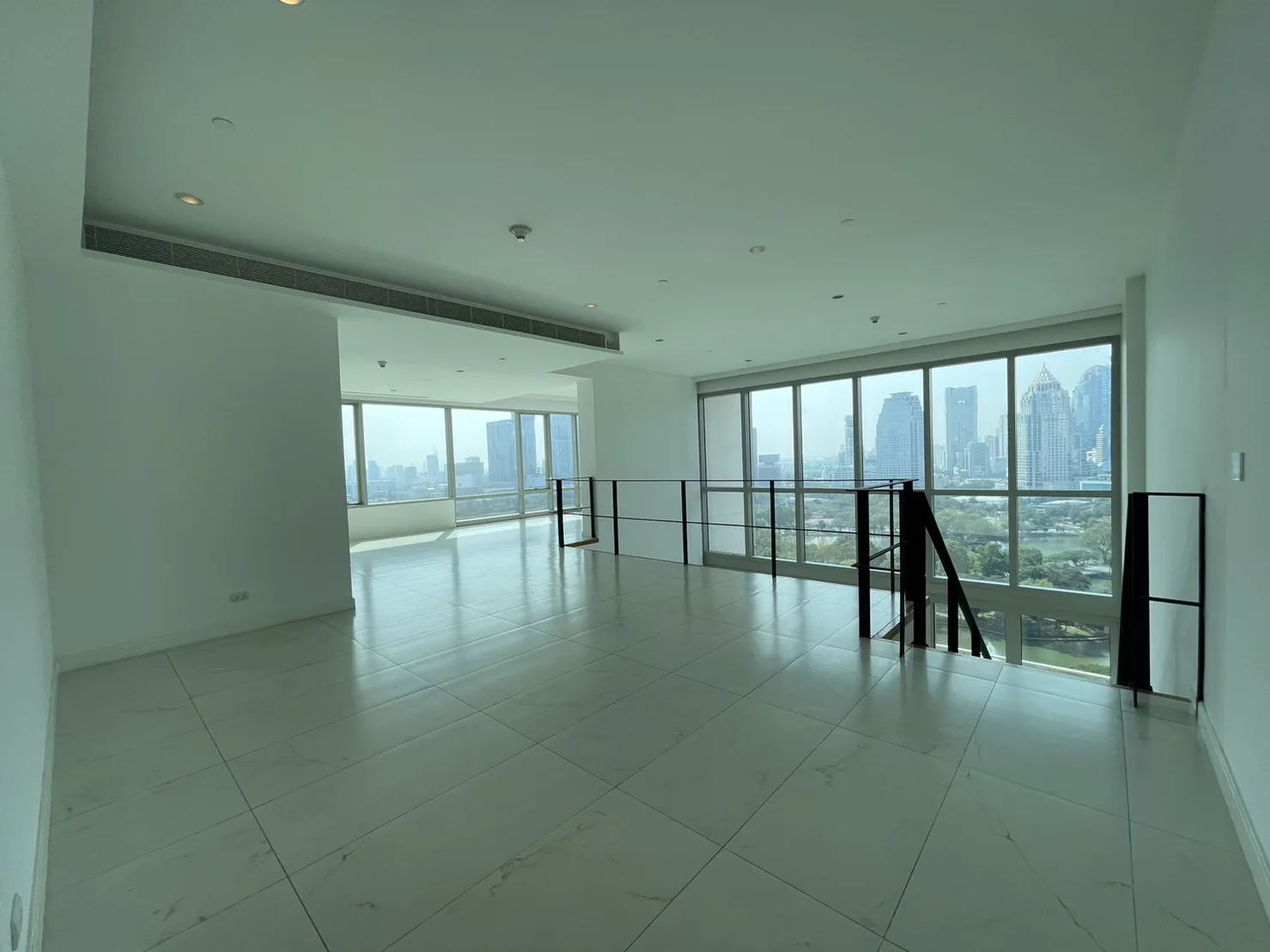 Property photos for 185 Rajadamri