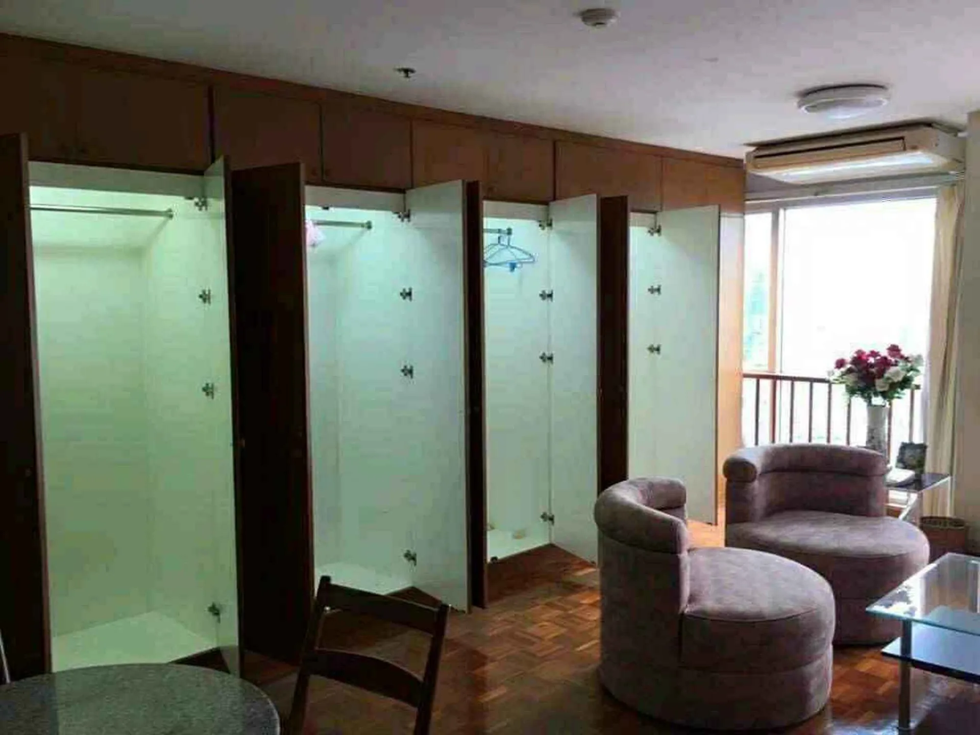 Property photos for Silom Suite