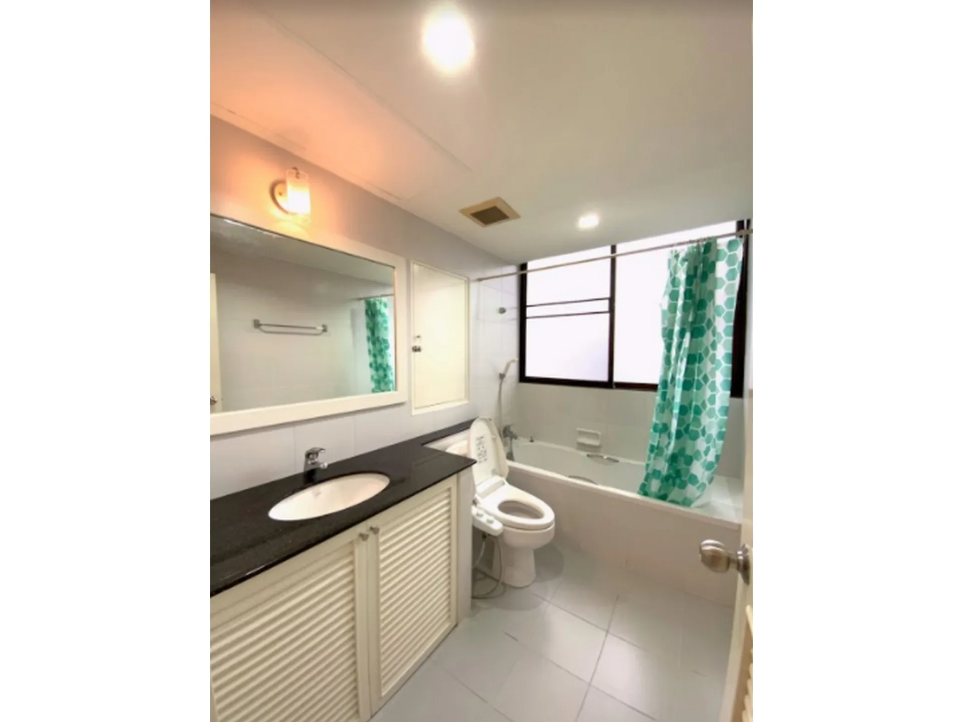 Property photos for Supalai Place