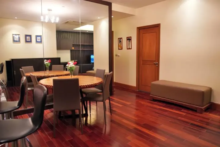 Property photos for Sky Villas Sathorn