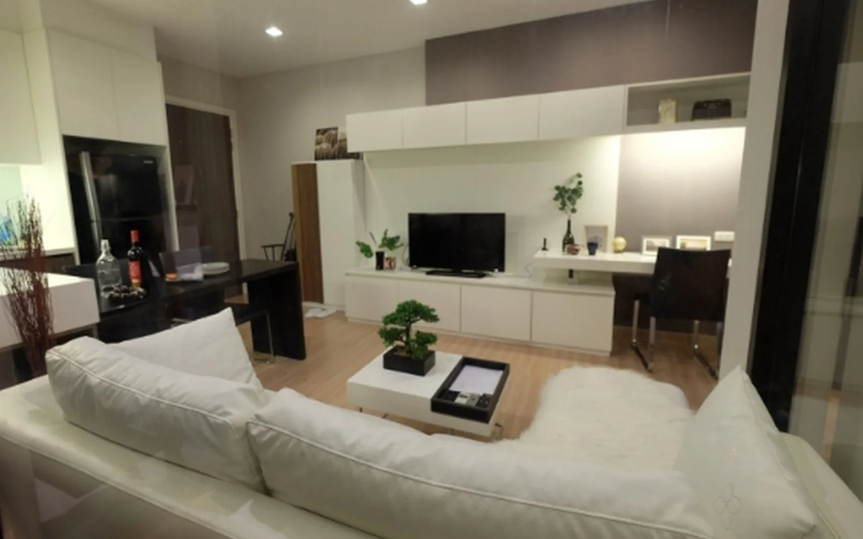 Property photos for Urbano Absolute Sathon - Taksin