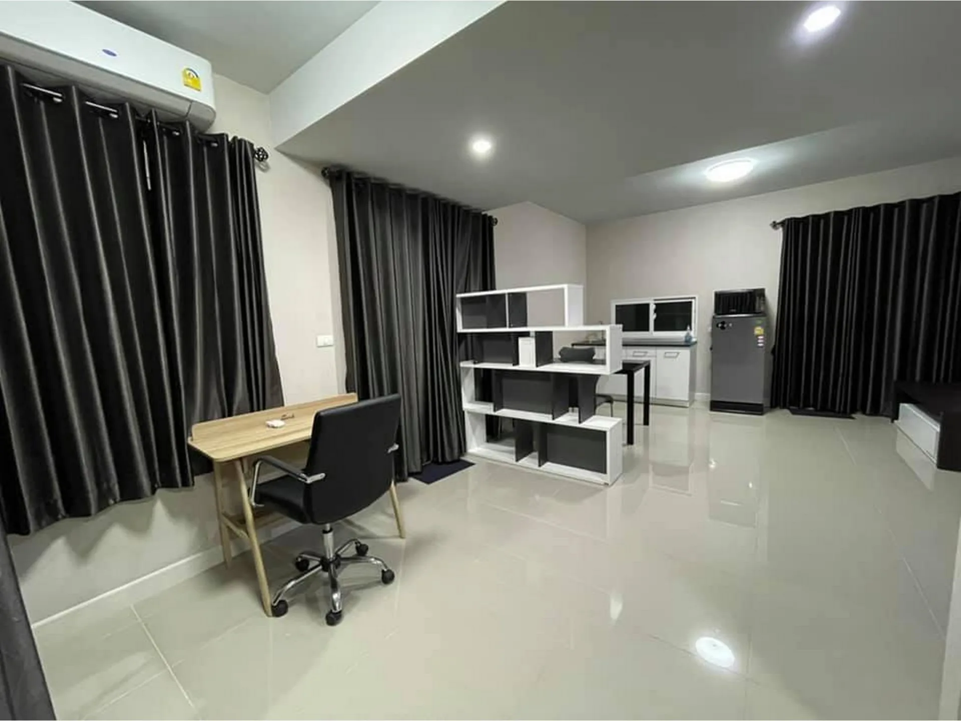 Property photos for The Village 3 Bang Na-wong Waen
