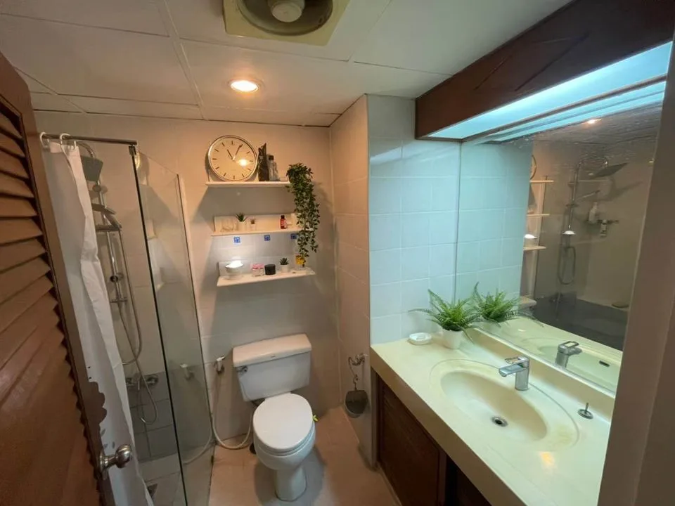Property photos for 49 Suite
