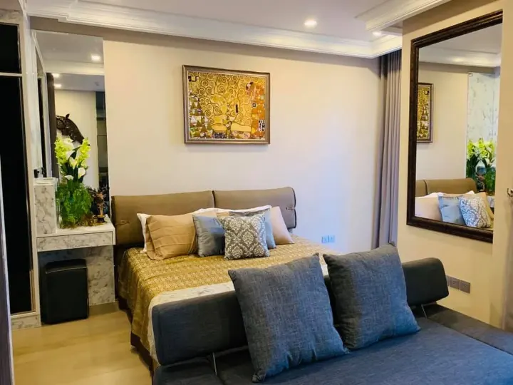 Property photos for Ashton Asoke