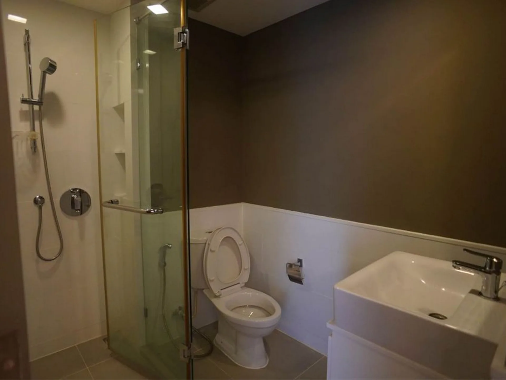 Property photos for Maestro 12