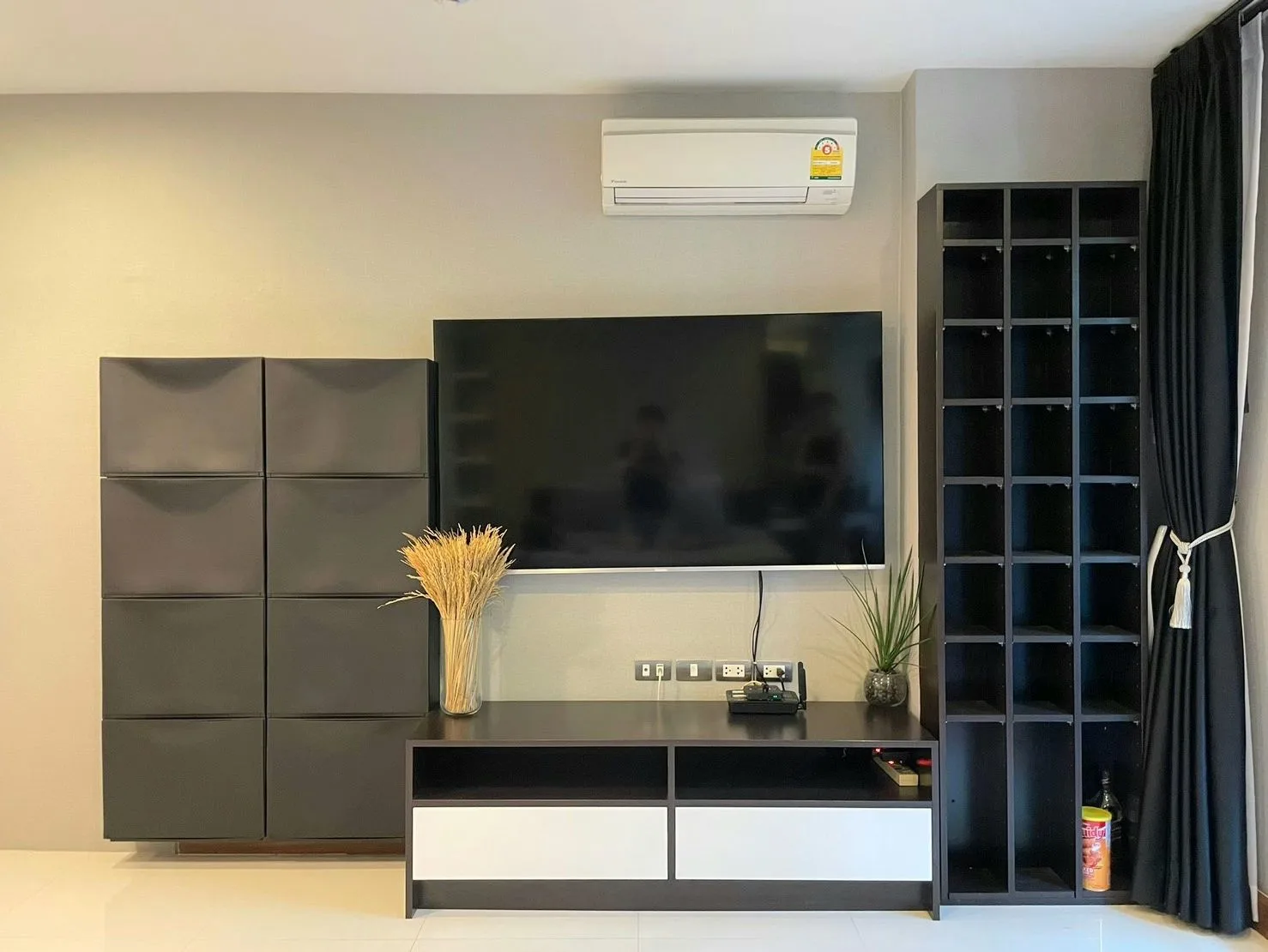 Property photos for At The Tree Condominium