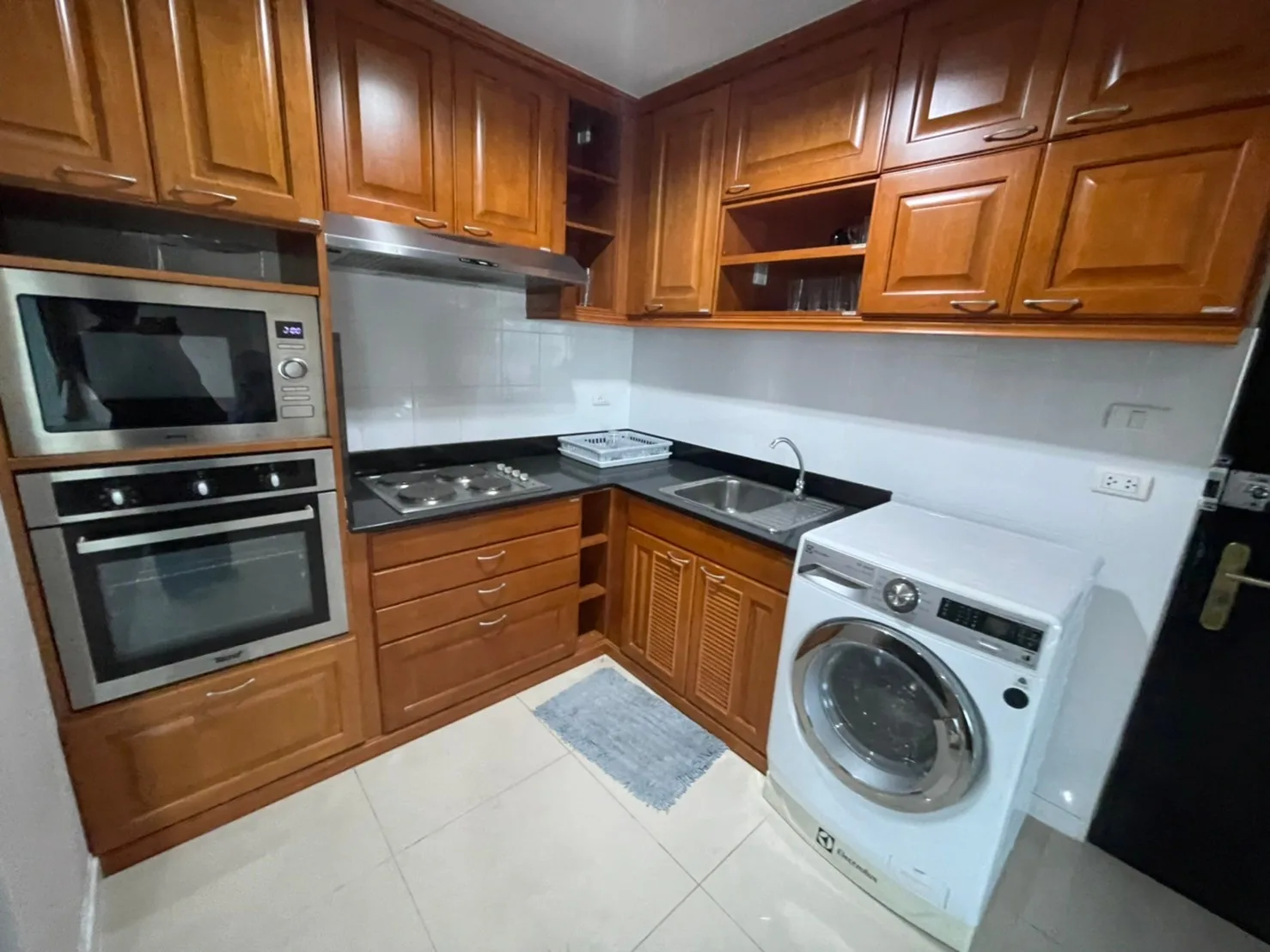 Property photos for Belle Grand Rama 9