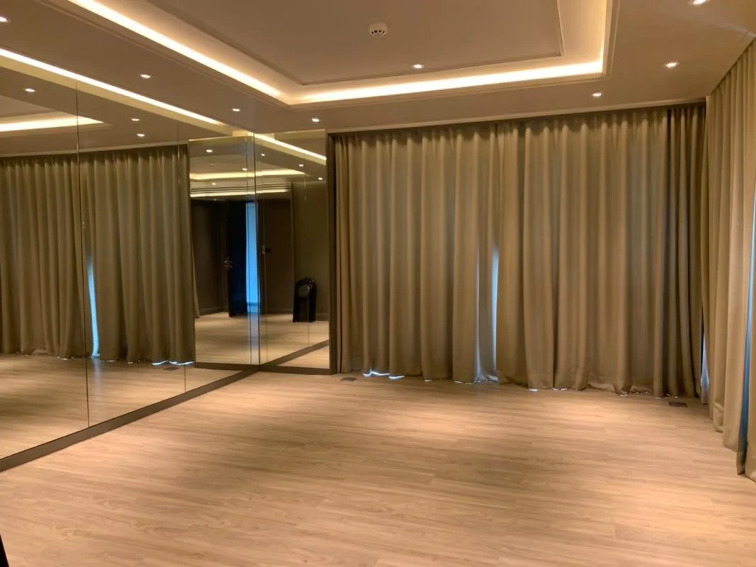Property photos for The Crest Sukhumvit 24