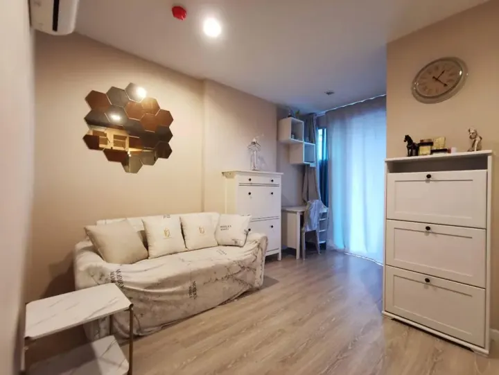 Property photos for Metro Luxe Rama 4