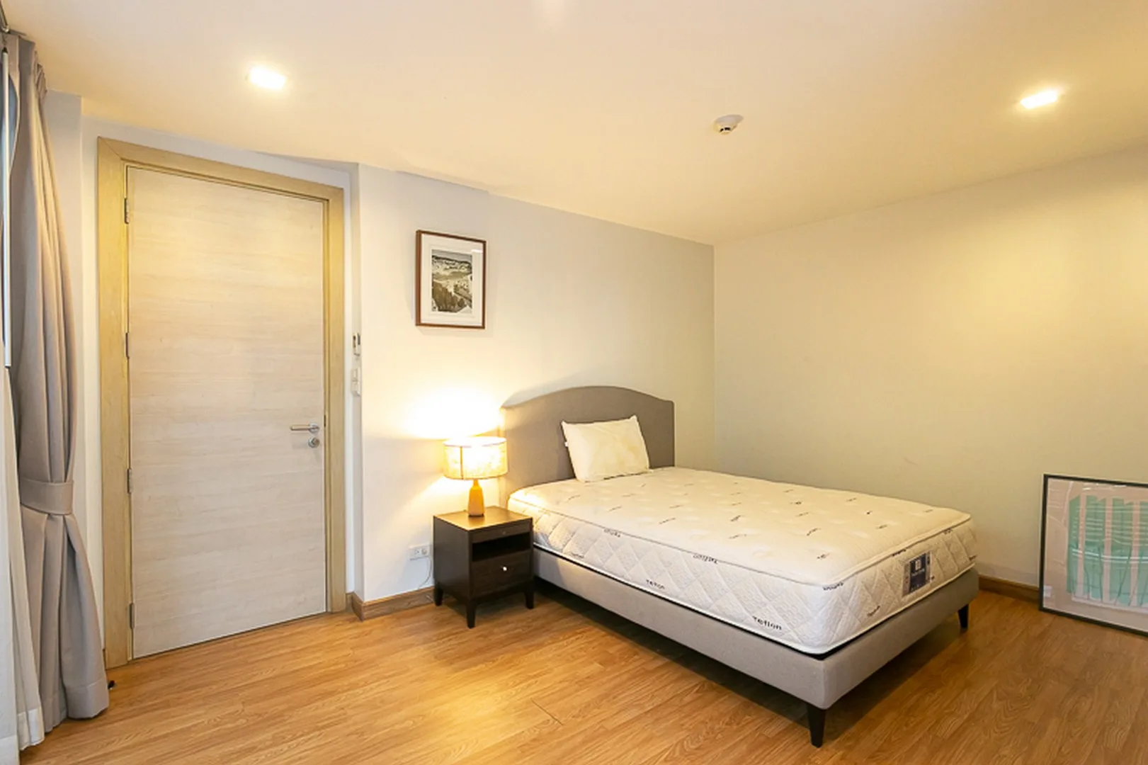 Property photos for L8 Residence