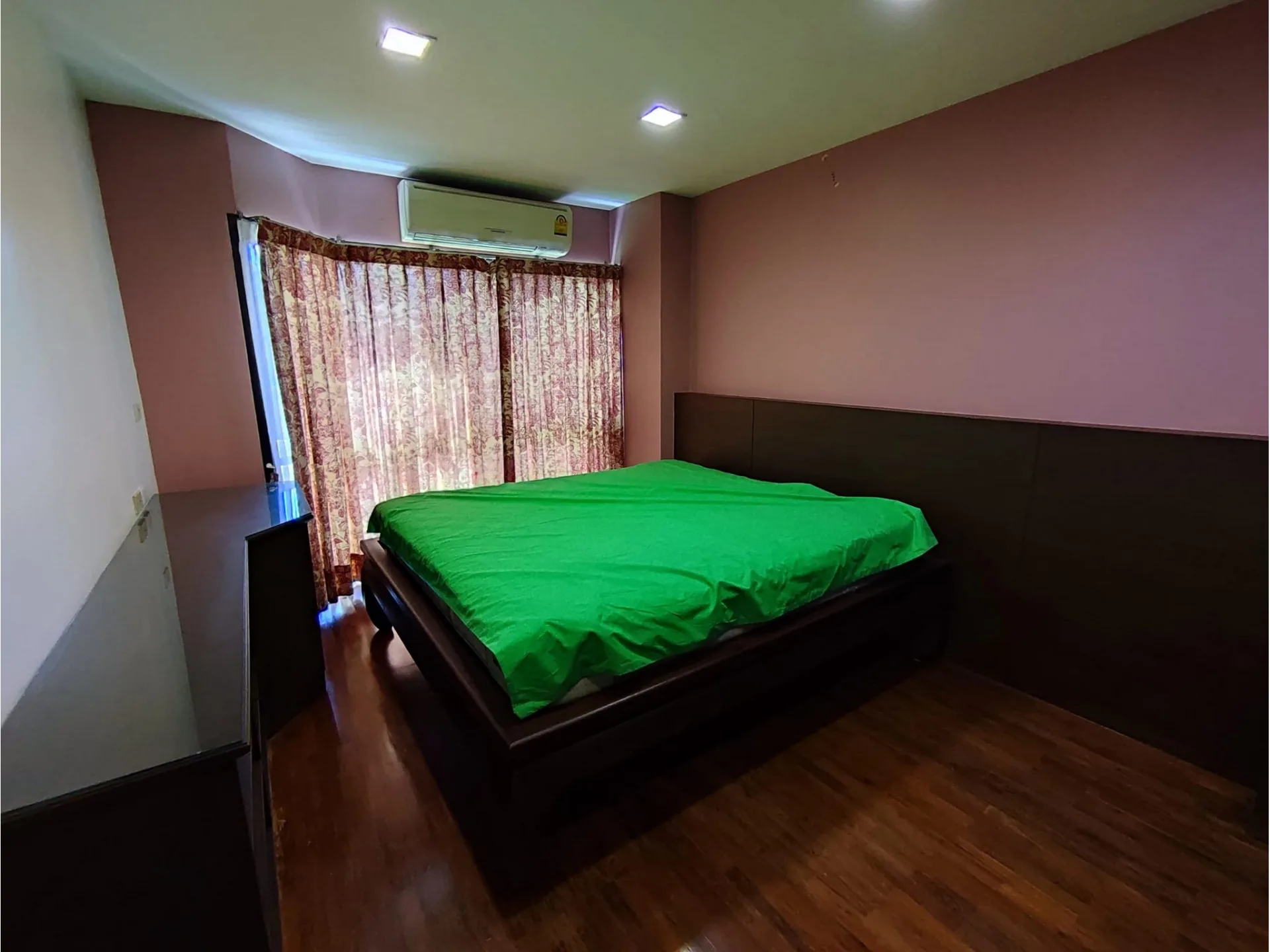 Property photos for Baan Pruksasiri 1 Ratchatawi