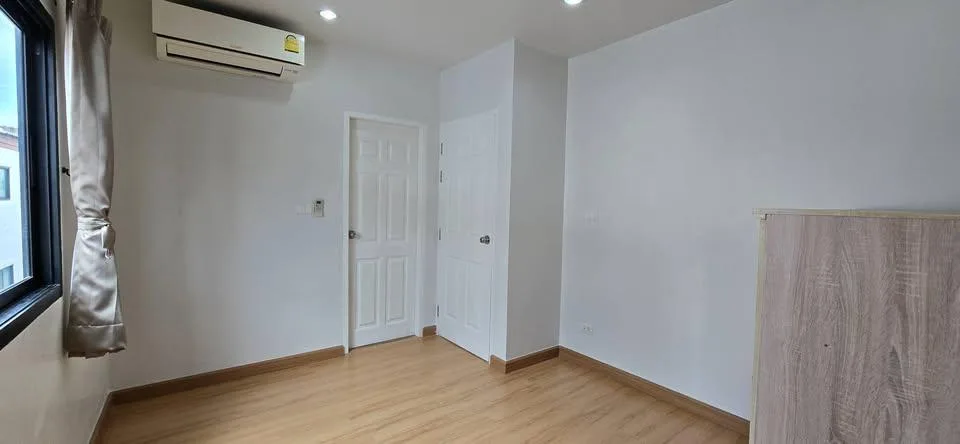 Property photos for Sarin Wiz Sukhumvit 107
