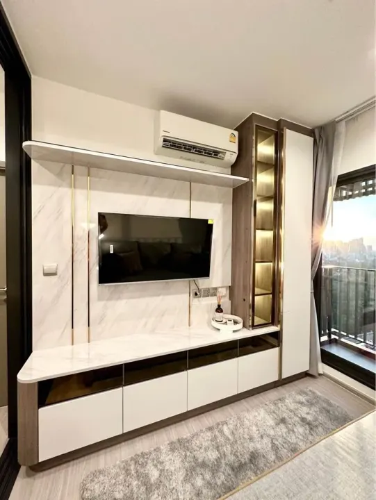 Property photos for Life Asoke Hype