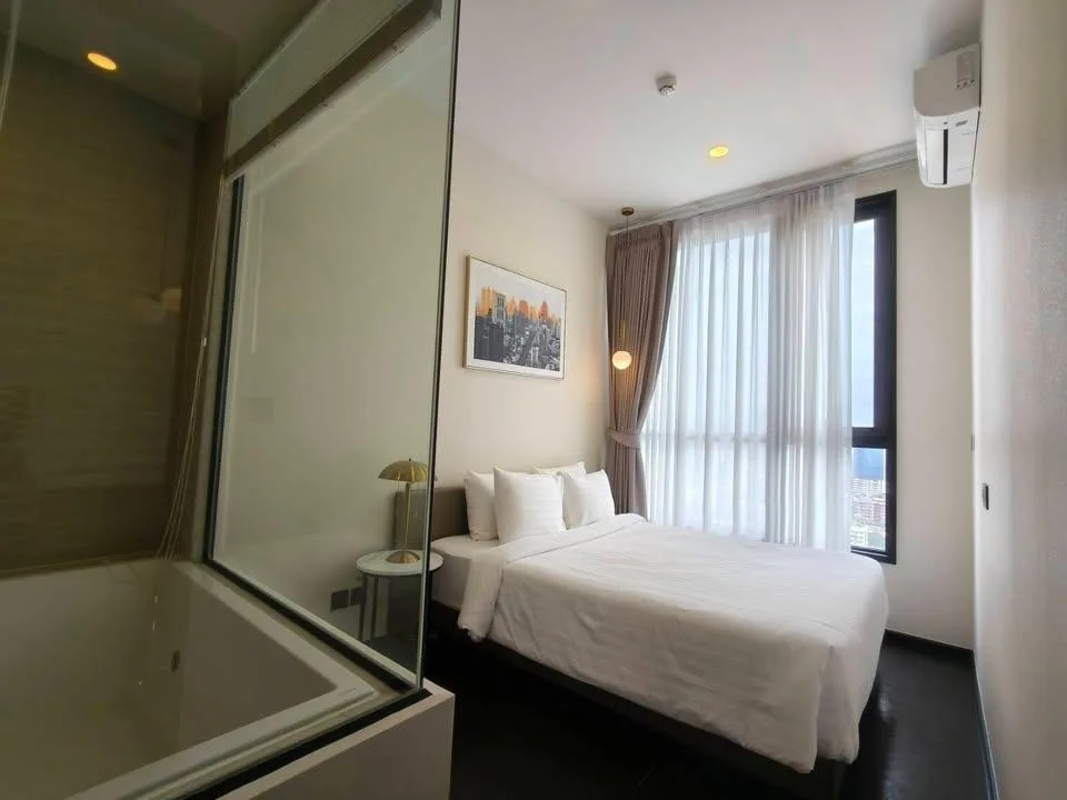 Property photos for Park Origin Thonglor