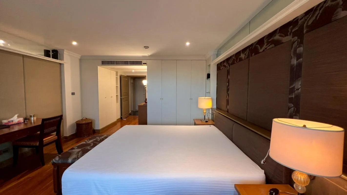 Property photos for Sathorn Park Place