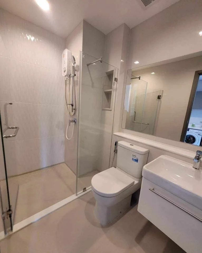 Property photos for Life Asoke Hype