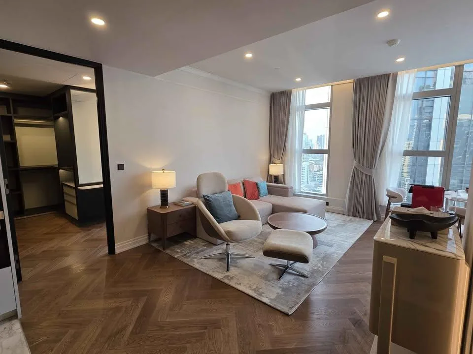 Property photos for La Clef / The Residences 38