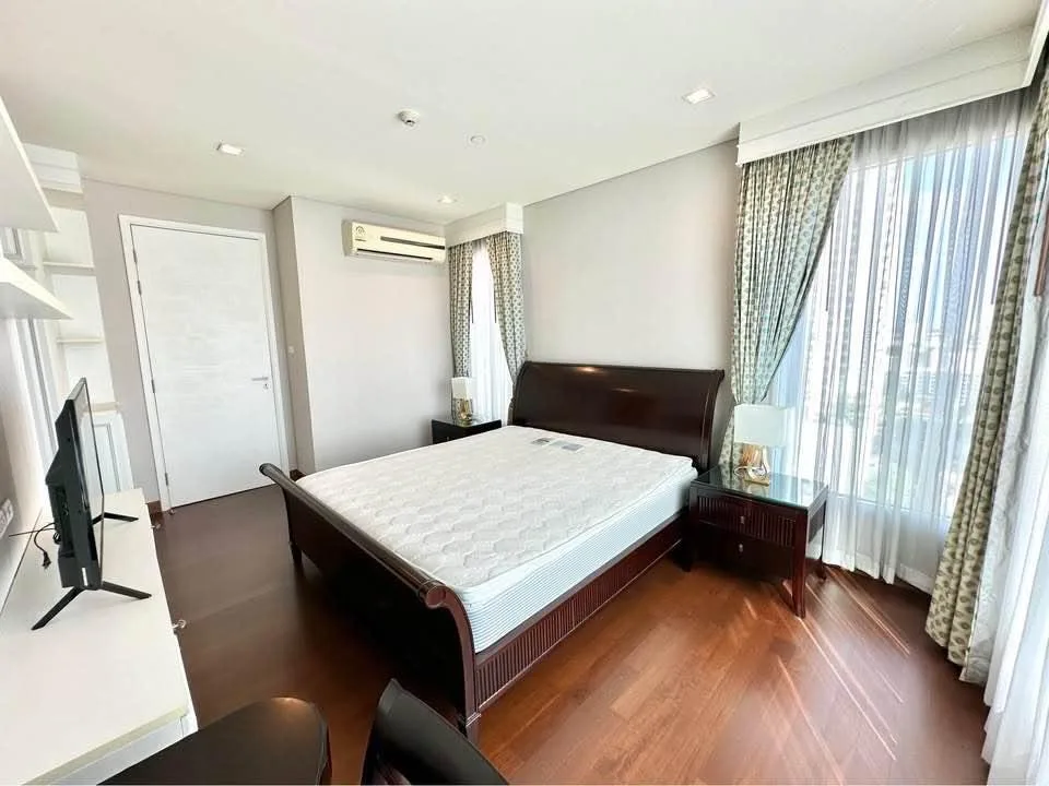 Property photos for Ivy Thonglor