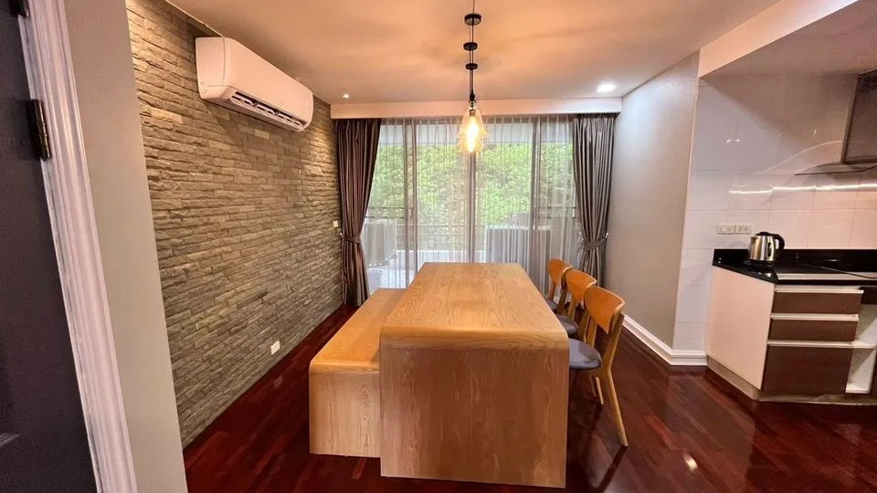 Property photos for Yen Akard Garden