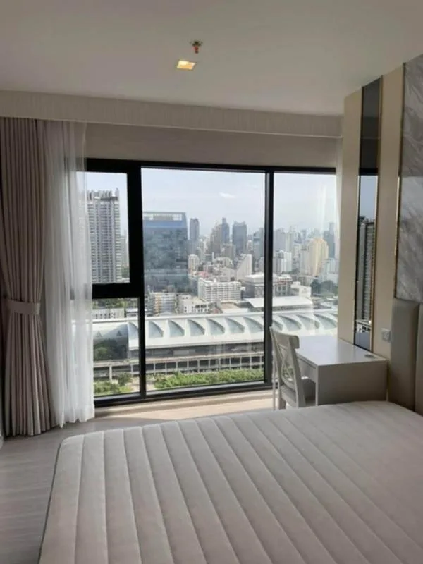 Property photos for Life Asoke Hype