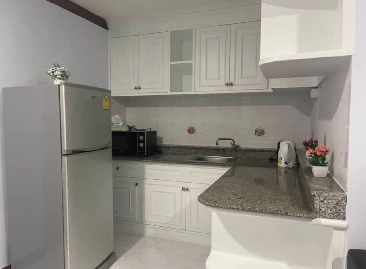 Property photos for 15 Suite