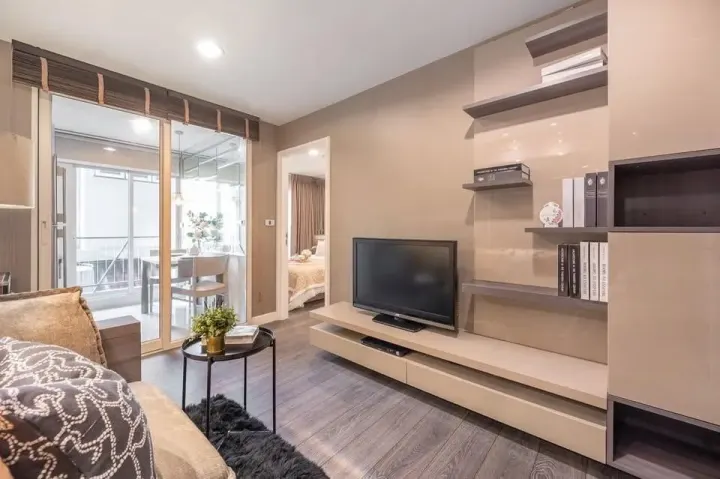 Property photos for The Crest Sukhumvit 49
