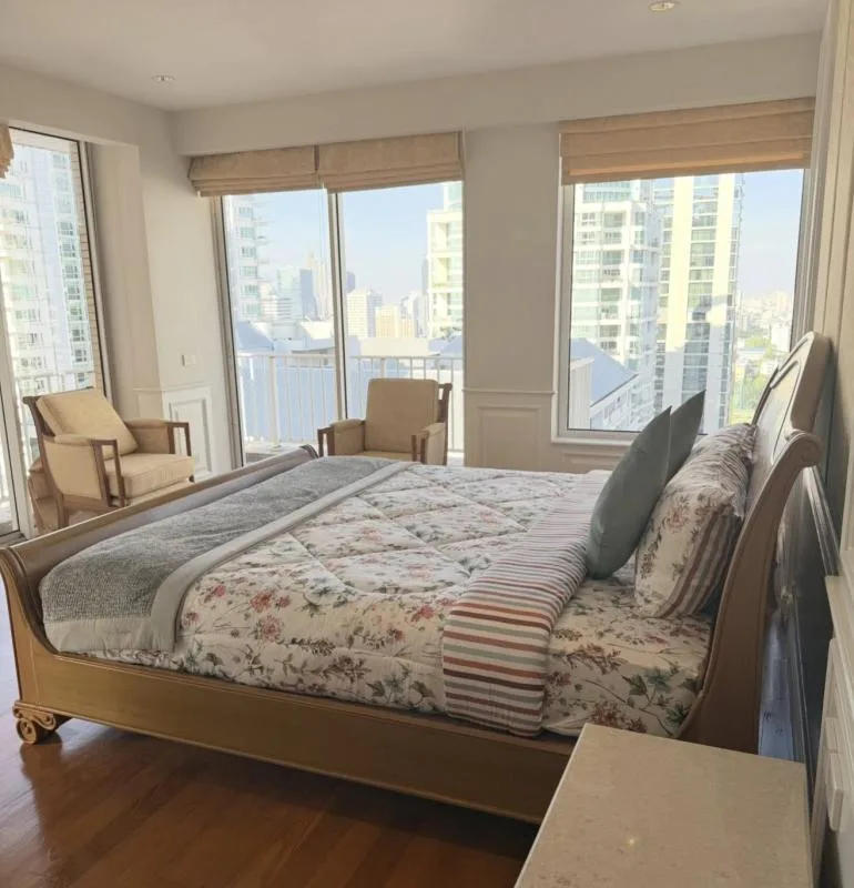 Property photos for Langsuan Ville