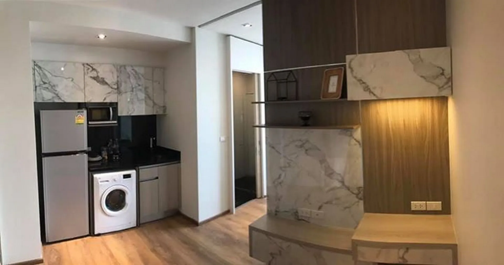 Property photos for Park Origin Phromphong