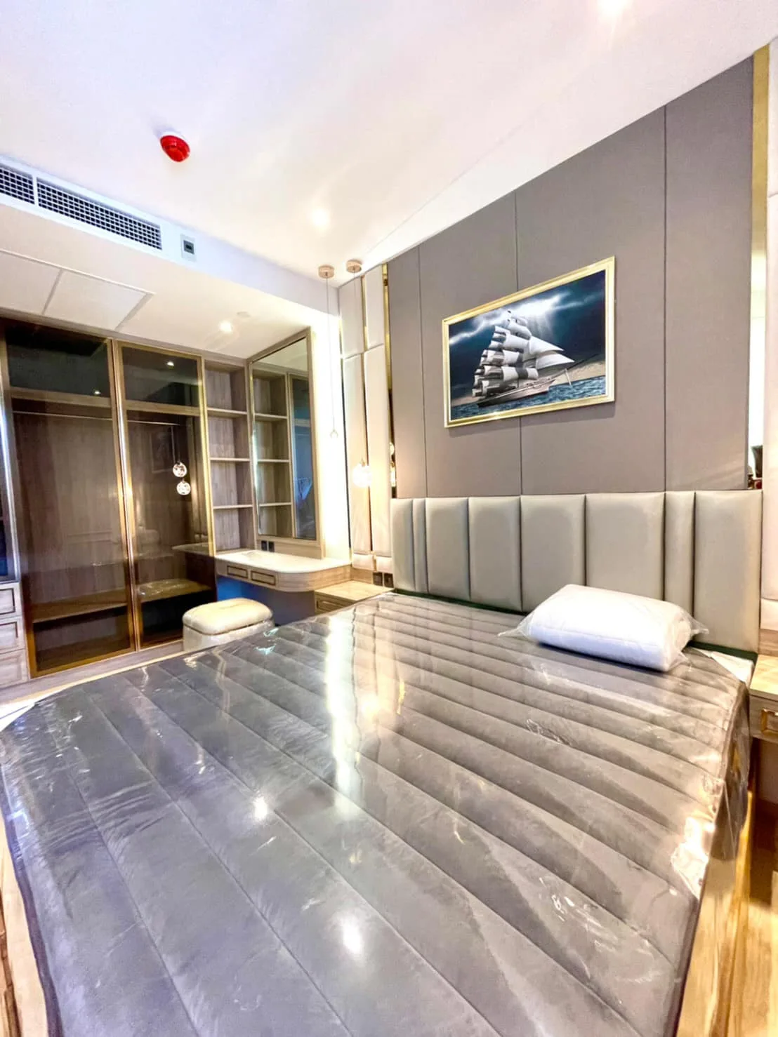 Property photos for ASHTON Asoke - Rama 9