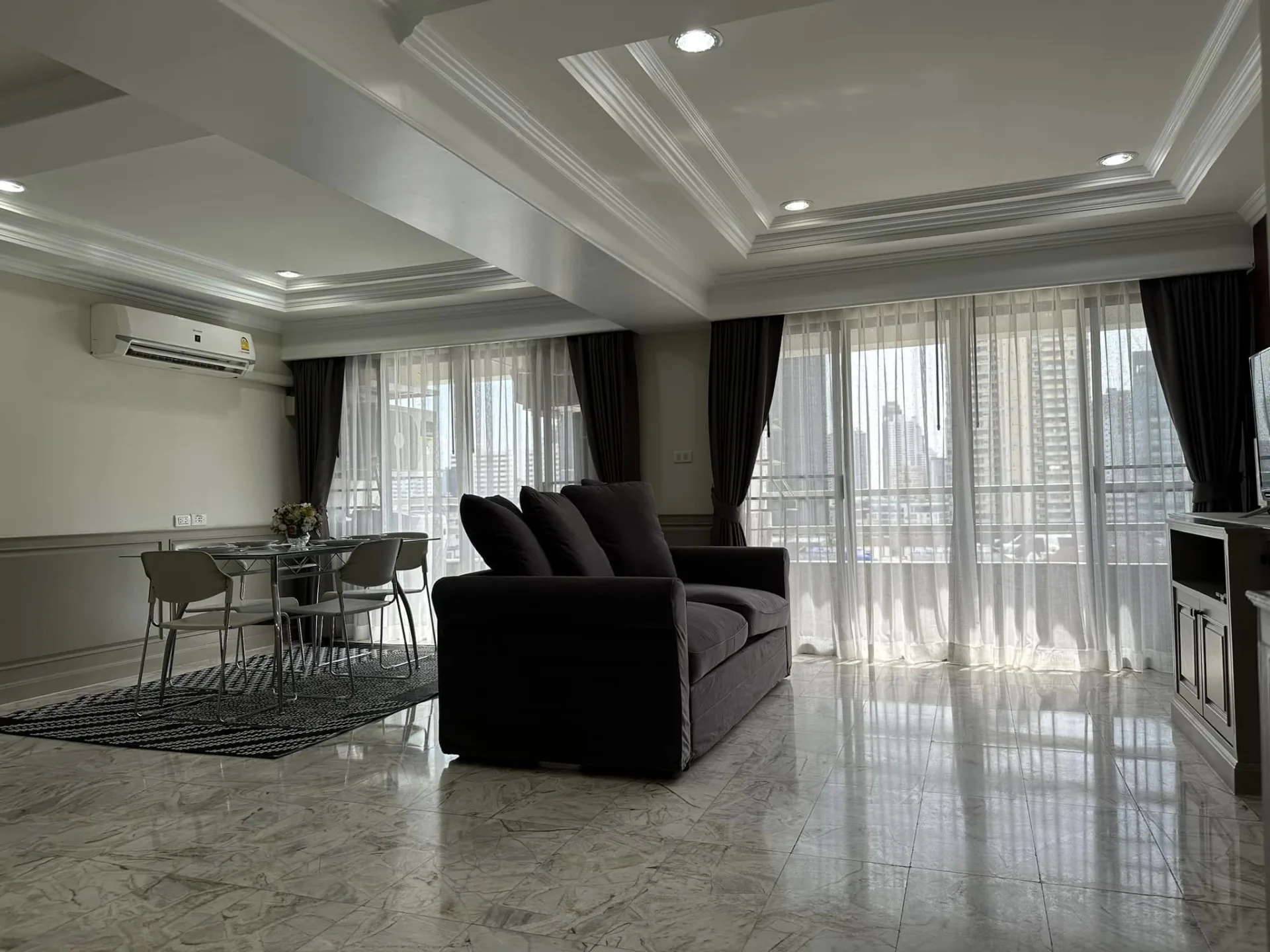 Property photos for Thonglor Tower