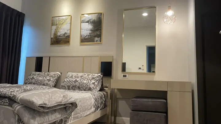Property photos for The Crest Sukhumvit 34