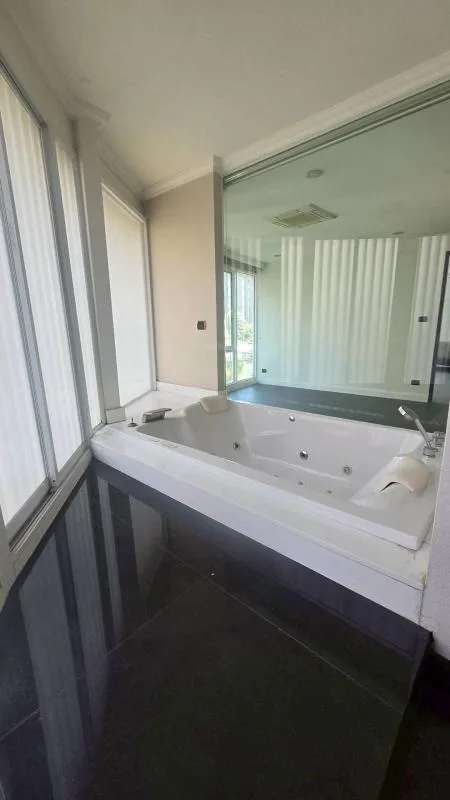 Property photos for Click Condo Sukhumvit 65