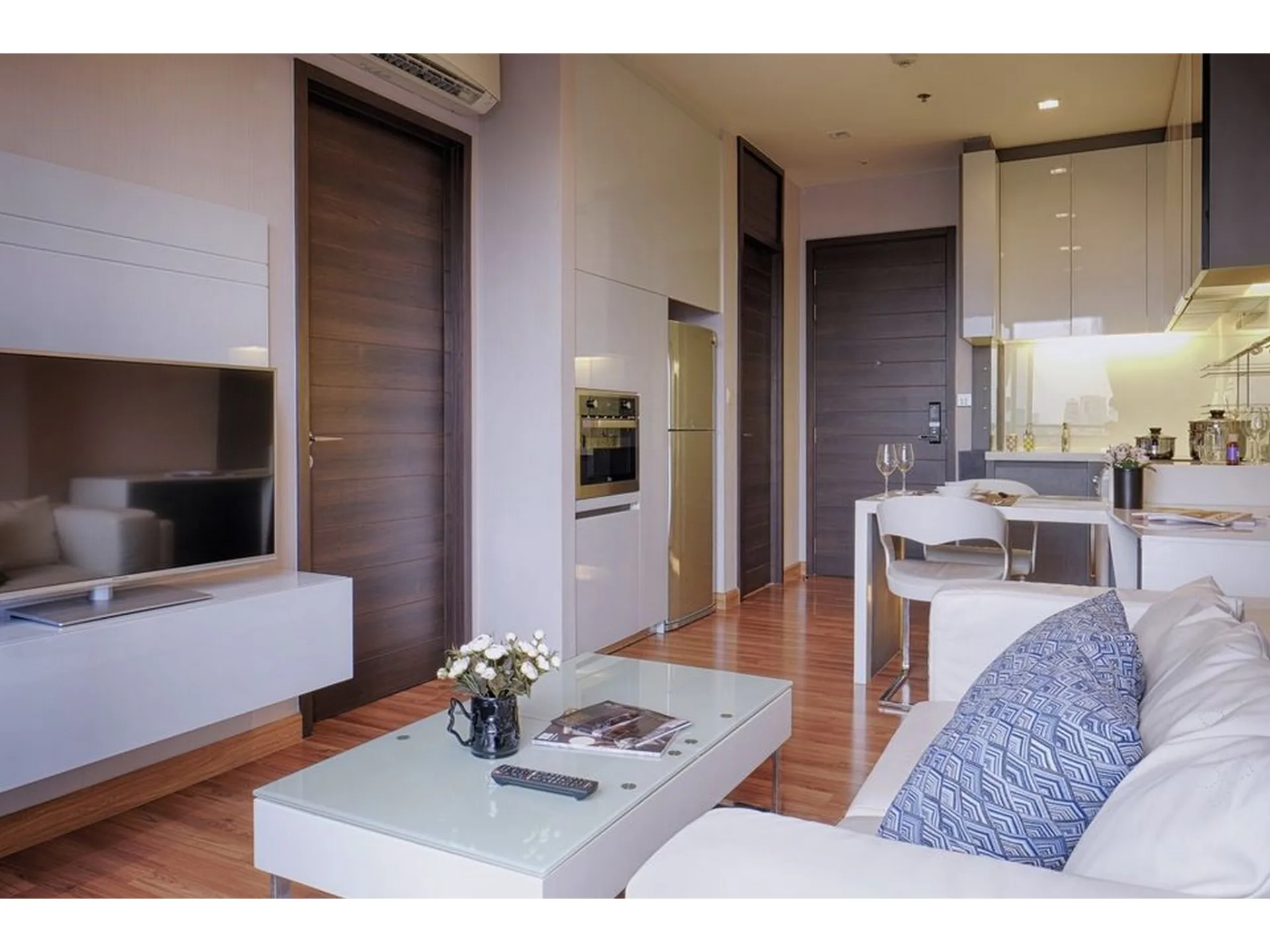 Property photos for Ivy Ampio