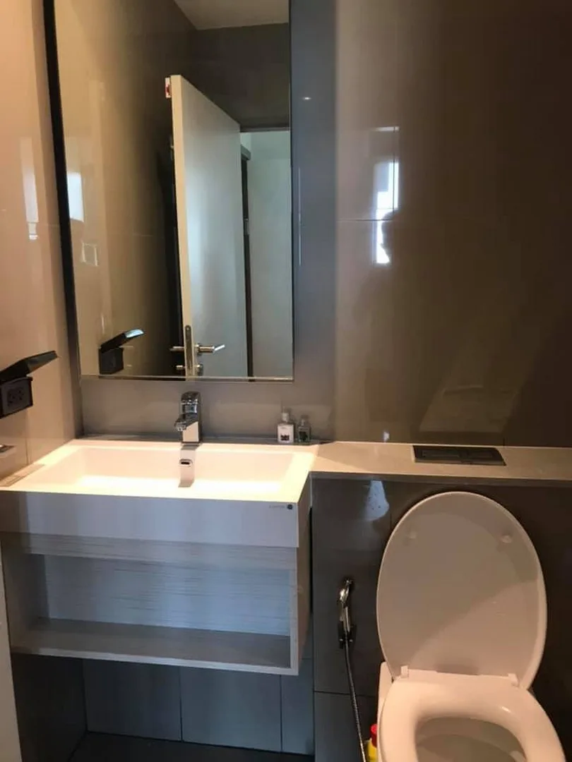 Property photos for Whizdom Station Ratchada - Thapra