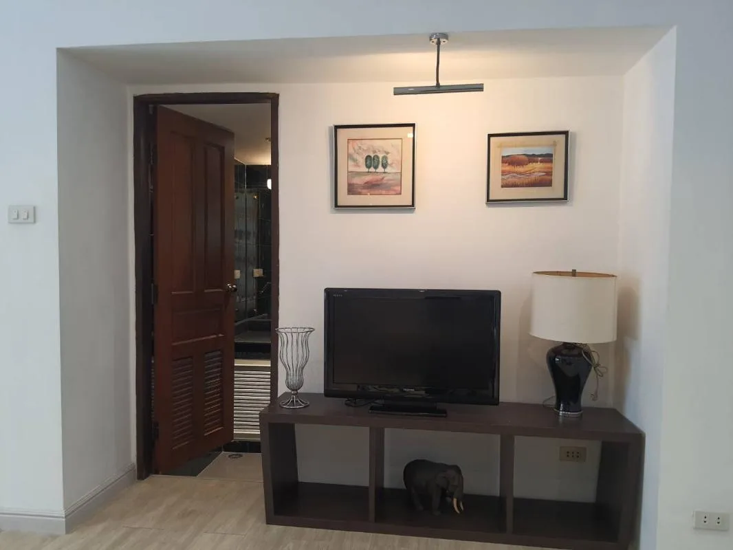 Property photos for Townhome Rama 4 Rd.