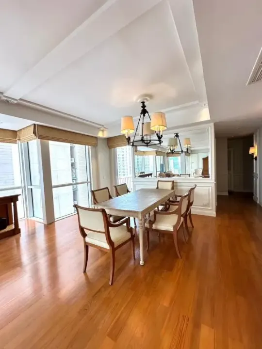 Property photos for Langsuan Ville