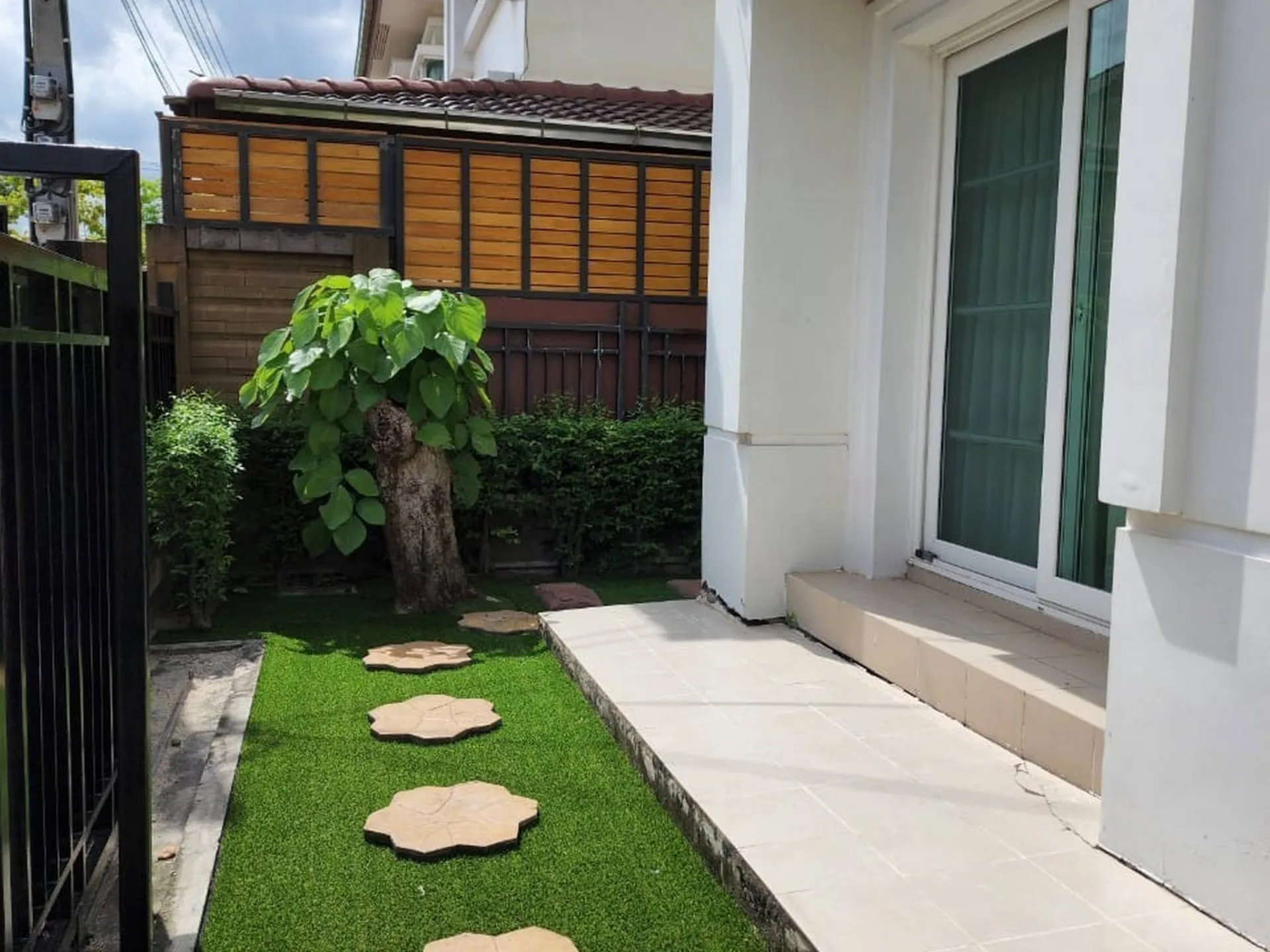 Property photos for THE CENTRO SUKHUMVIT 113