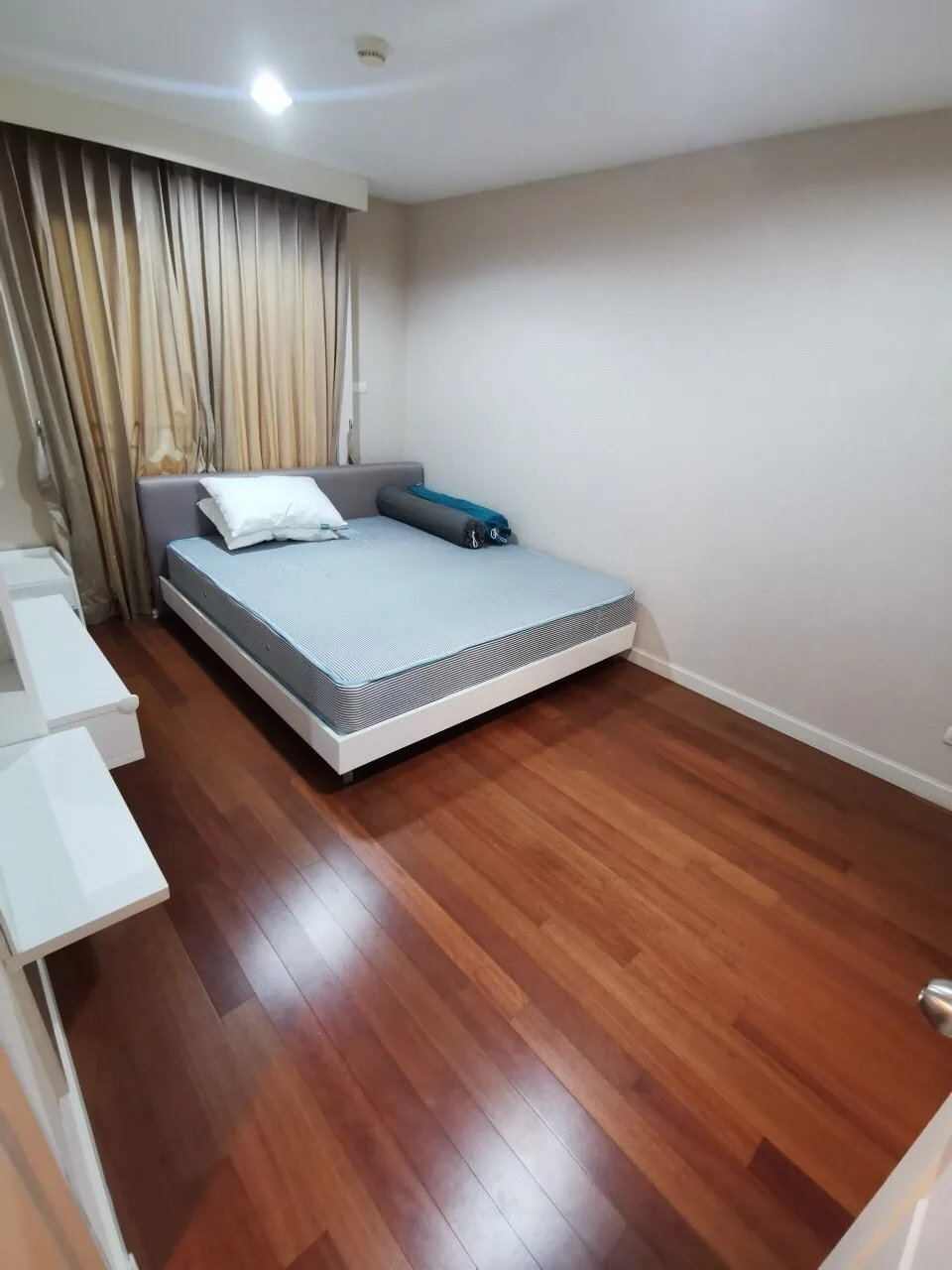 Property photos for Belle Grand Rama 9