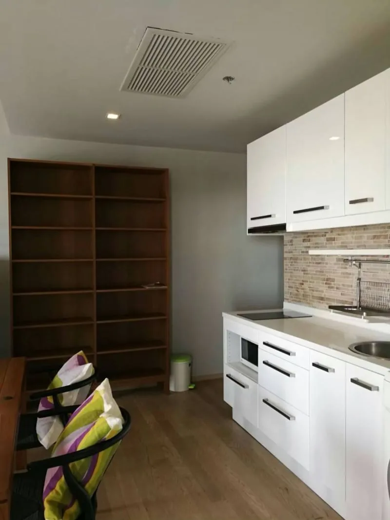 Property photos for Noble Refine