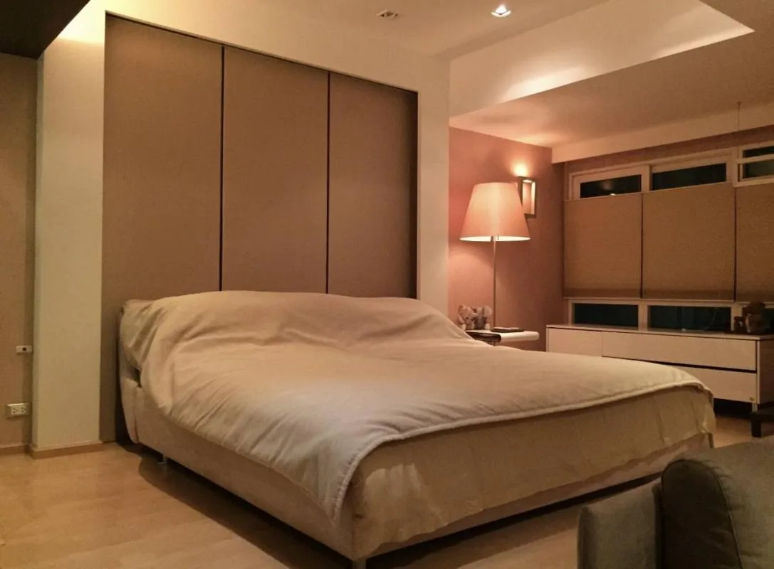 Property photos for Baan Siri Sathorn Suanplu