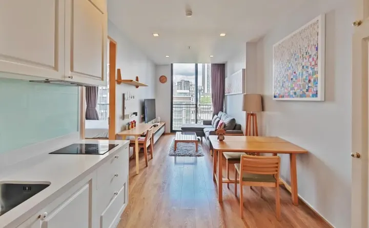 Property photos for Noble BE 33