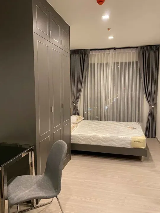 Property photos for Life Asoke Hype