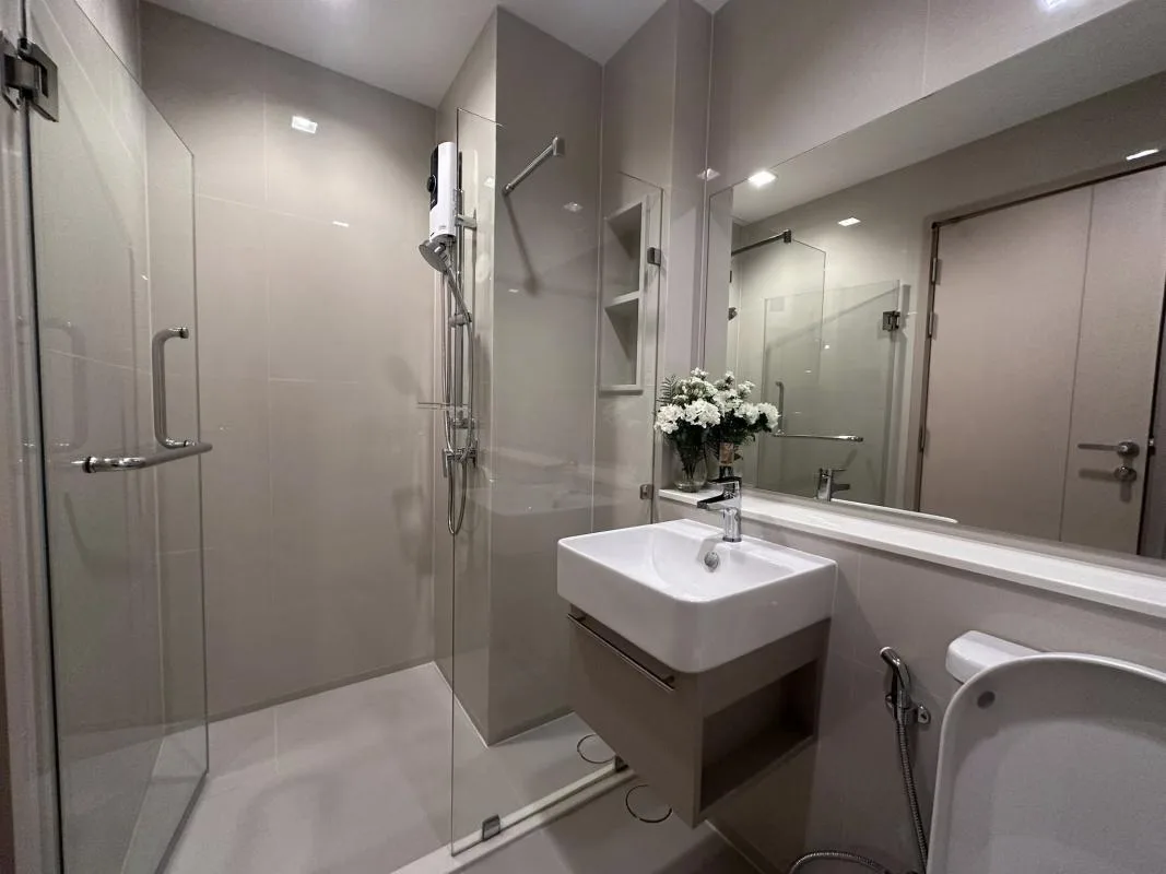 Property photos for Life Sathorn Sierra
