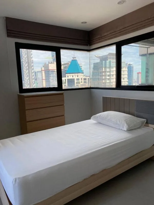 Property photos for Sathorn Gardens